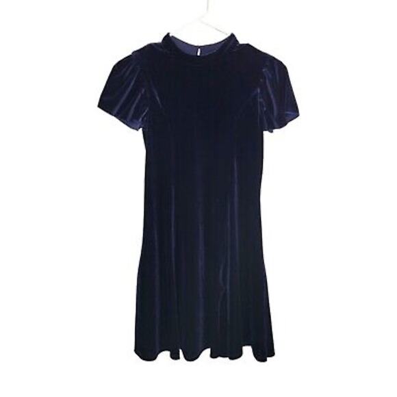 Zunie Velvet Flutter Mock Neck Dress - Picture 1 of 7